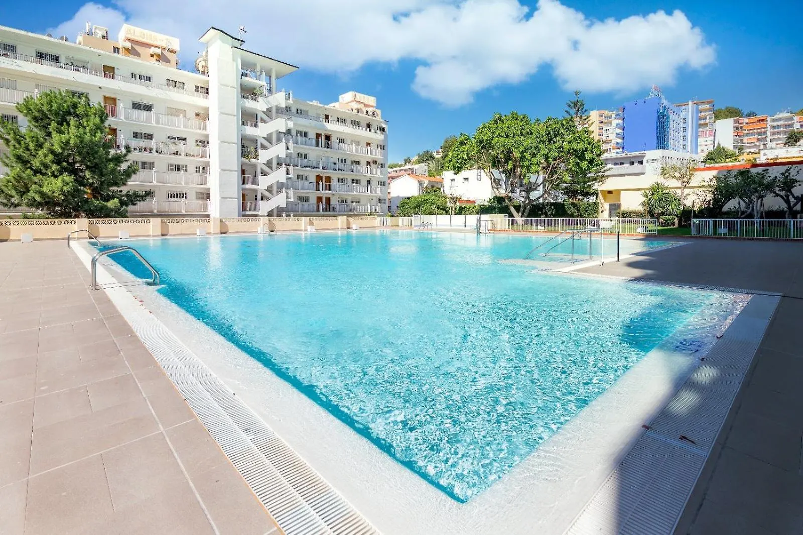 Apartament Carihuela Nucleo Cristal 2 Torremolinos